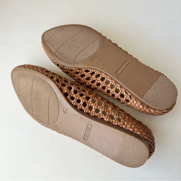 Adrienne Vittadini Nine West Woven Slides - Picture 4 of 5